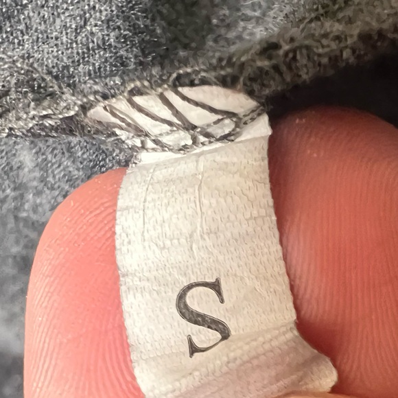 Gray Graphic Tee! - Picture 14 of 14